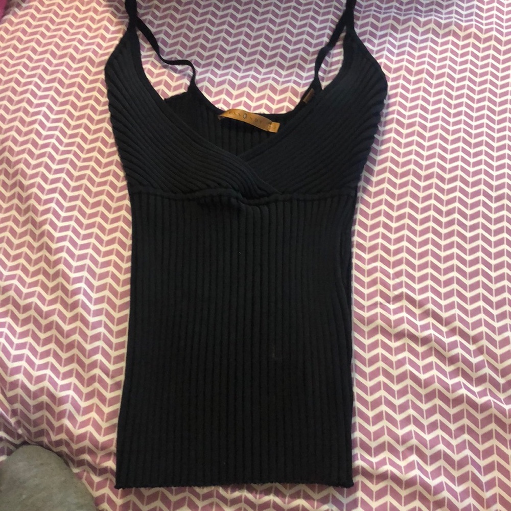 Black body shaping croptop